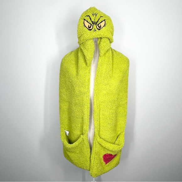 NWOT Hallmark How The Grinch Stole Christmas Grinch Hooded Scarf With Pockets - Picture 2 of 8